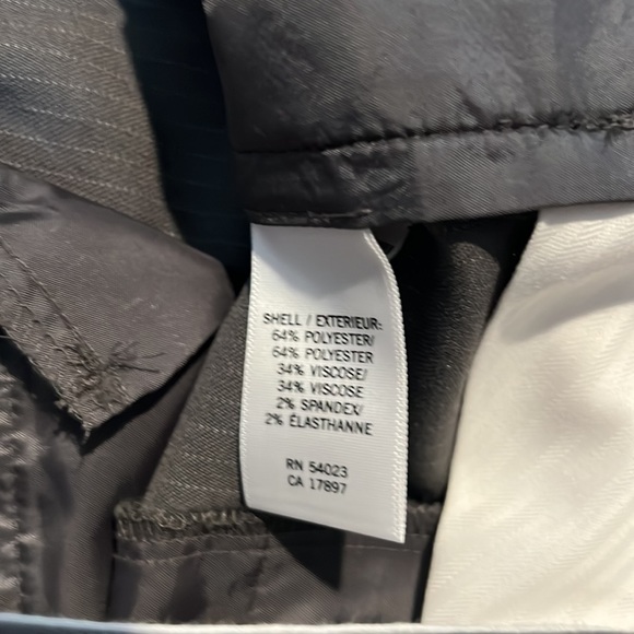Banana Republic Martin Fit Unlined Grey Pinstripe Dress Pants - NWOT. - Picture 5 of 6